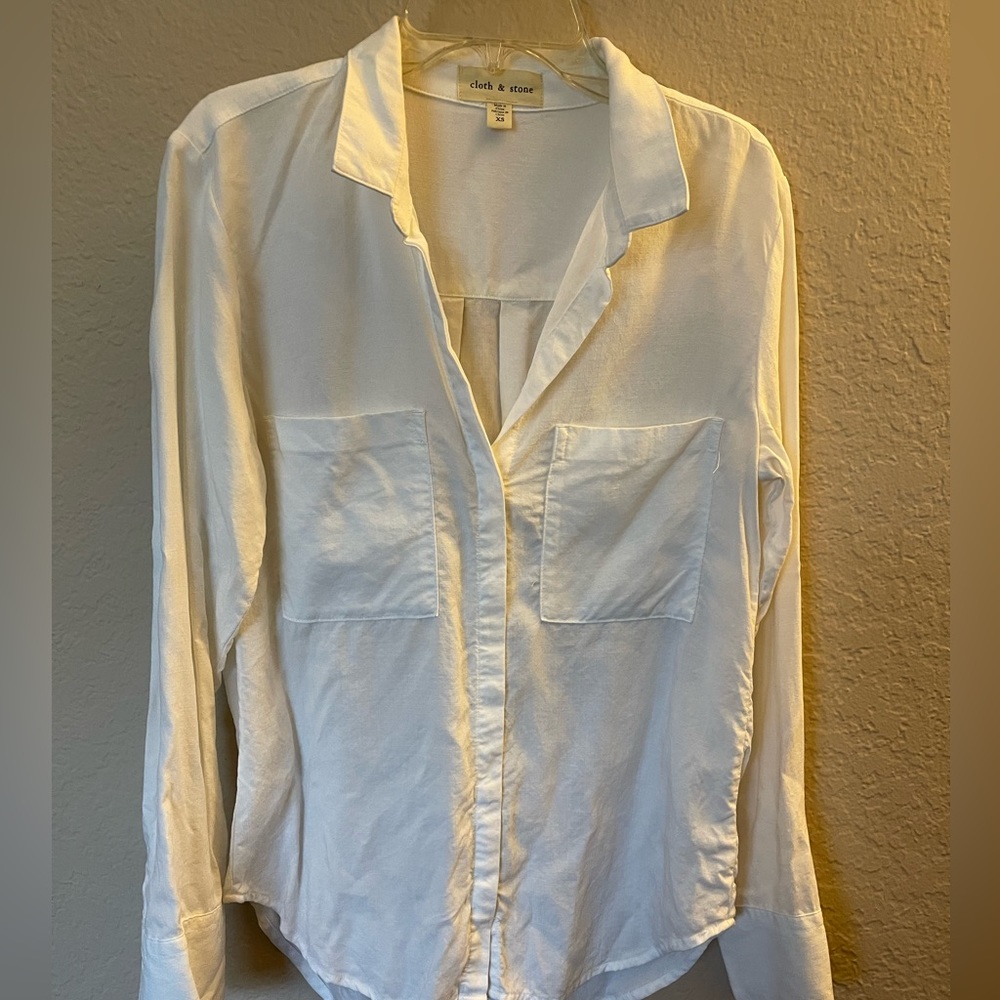 Cloth and Stone button down
